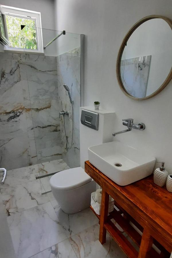 Apartments By The Sea Zuljana, Peljesac - 19080 Exterior photo